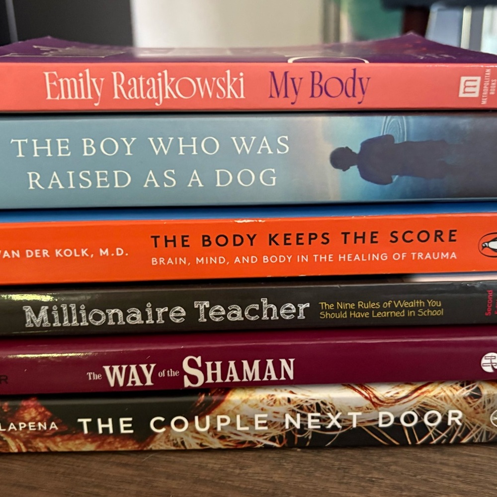 6 great books in very good condition.